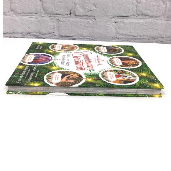 Hallmark Channel Countdown to Christmas Have A Very Merry Movie Holiday - Picture 4 of 12